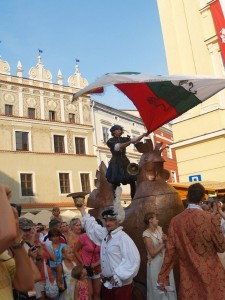 Przemarsz Starym Miastem w Lublinie (fot. własne)