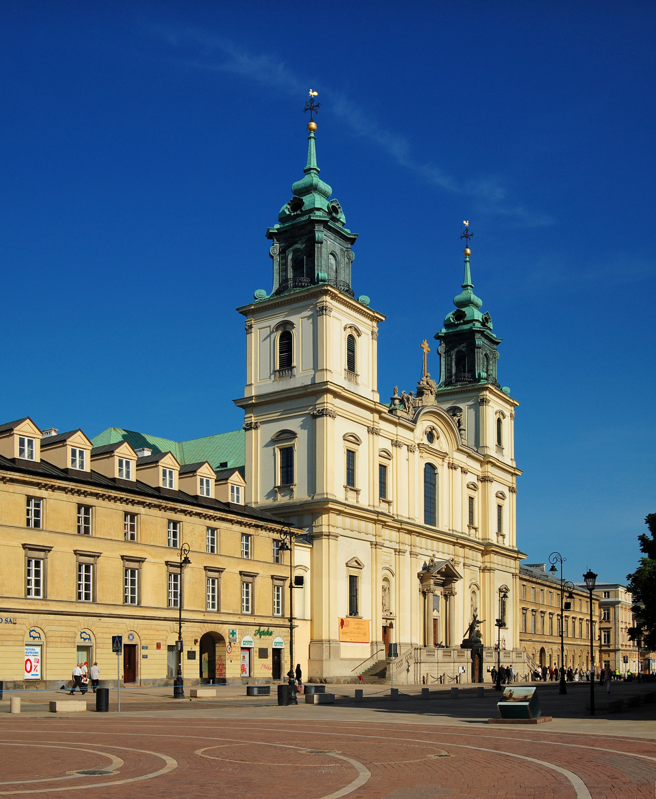 Kościół Św. Krzyża w Warszawie – świadek historii
