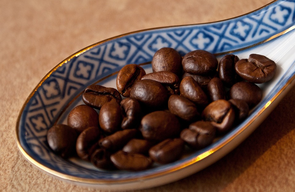 Nie tylko ekspres do kawy – gdzie na najlepszą kawę?